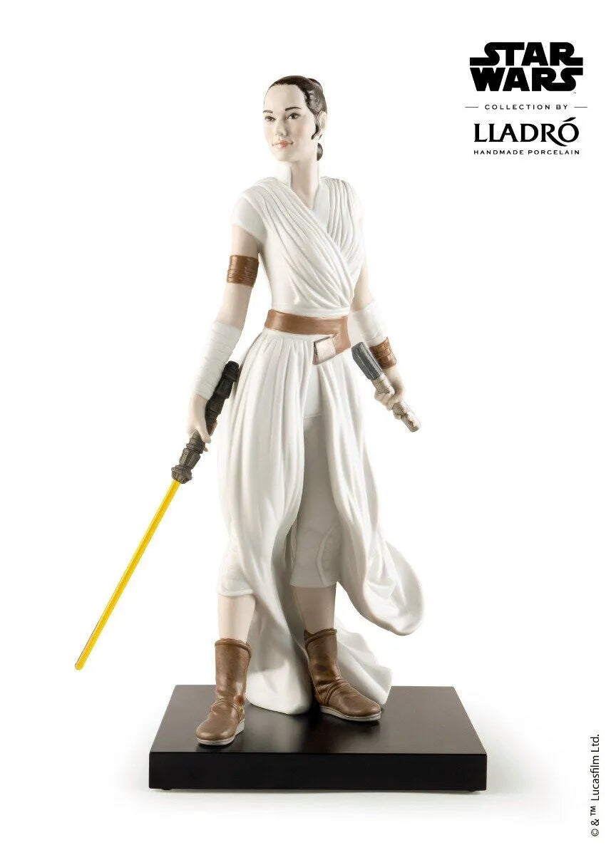 Lladro Rey Sculpture