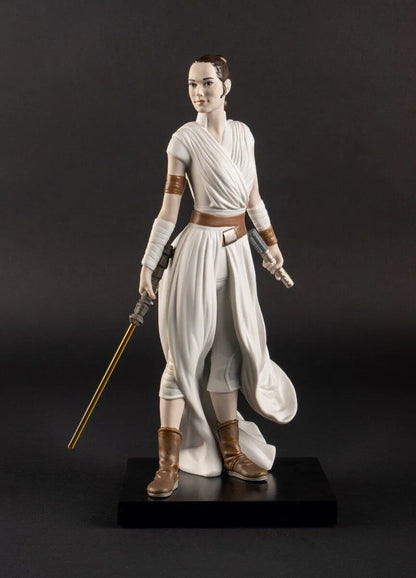 Lladro Rey™ Sculpture
