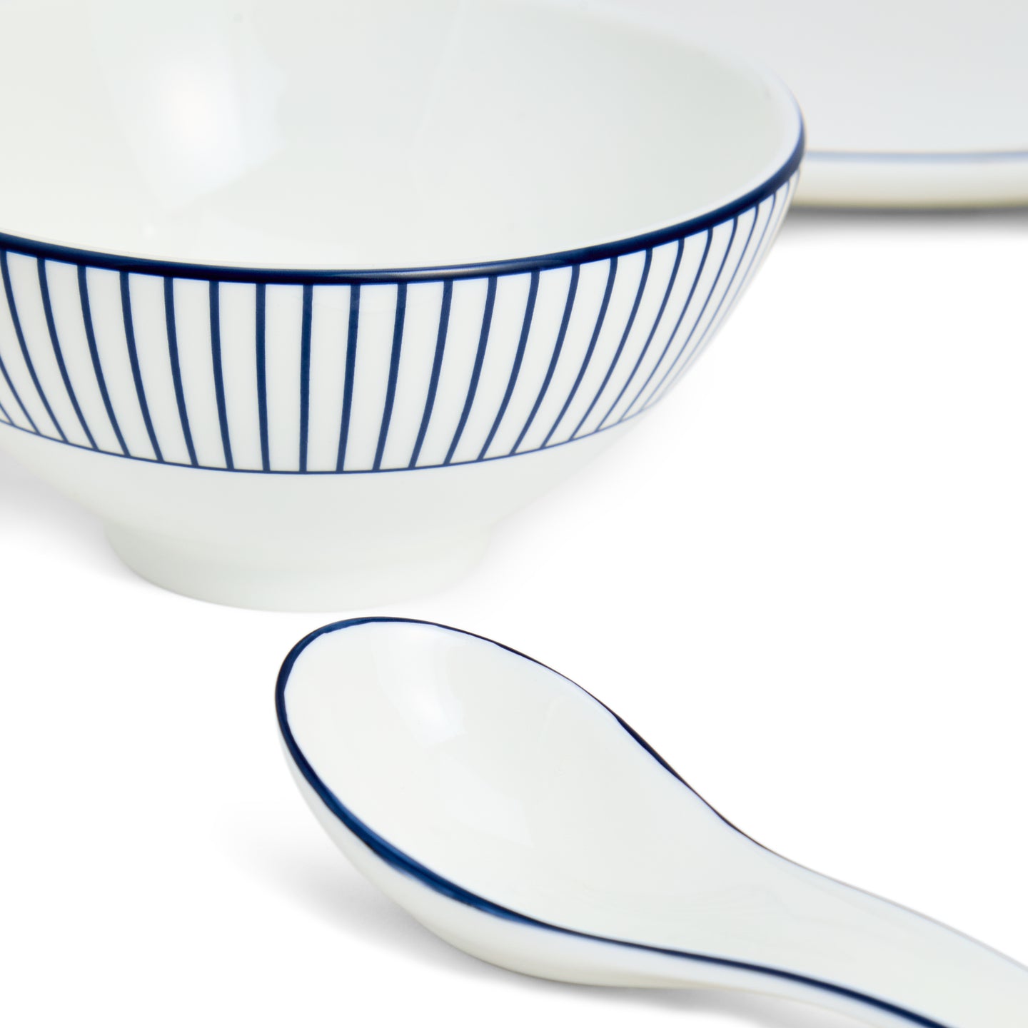 Wedgwood Gio Pinstripe Dinner Set of 8 White