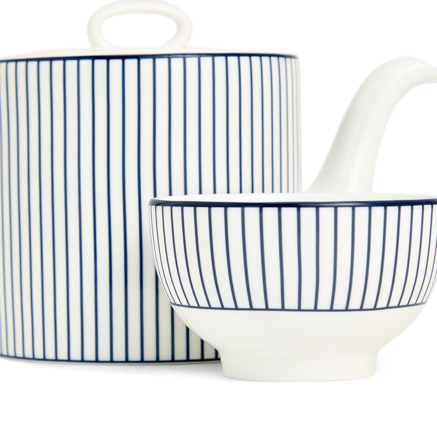 Wedgwood Gio Pinstripe Teapot and Bowl Set White