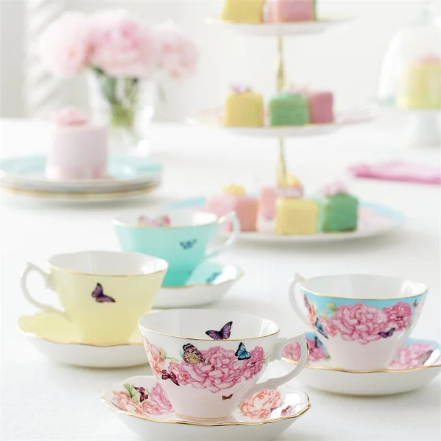 Royal Albert Miranda Kerr Teacups and Saucer, Set of 4