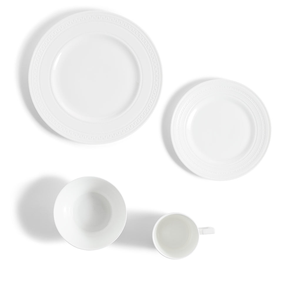 Wedgwood Intaglio Dinner Set of 16