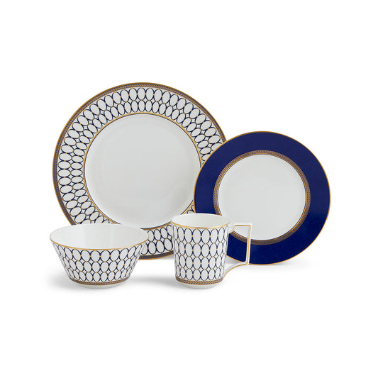 Wedgwood Renaissance Gold Dining Set of 4