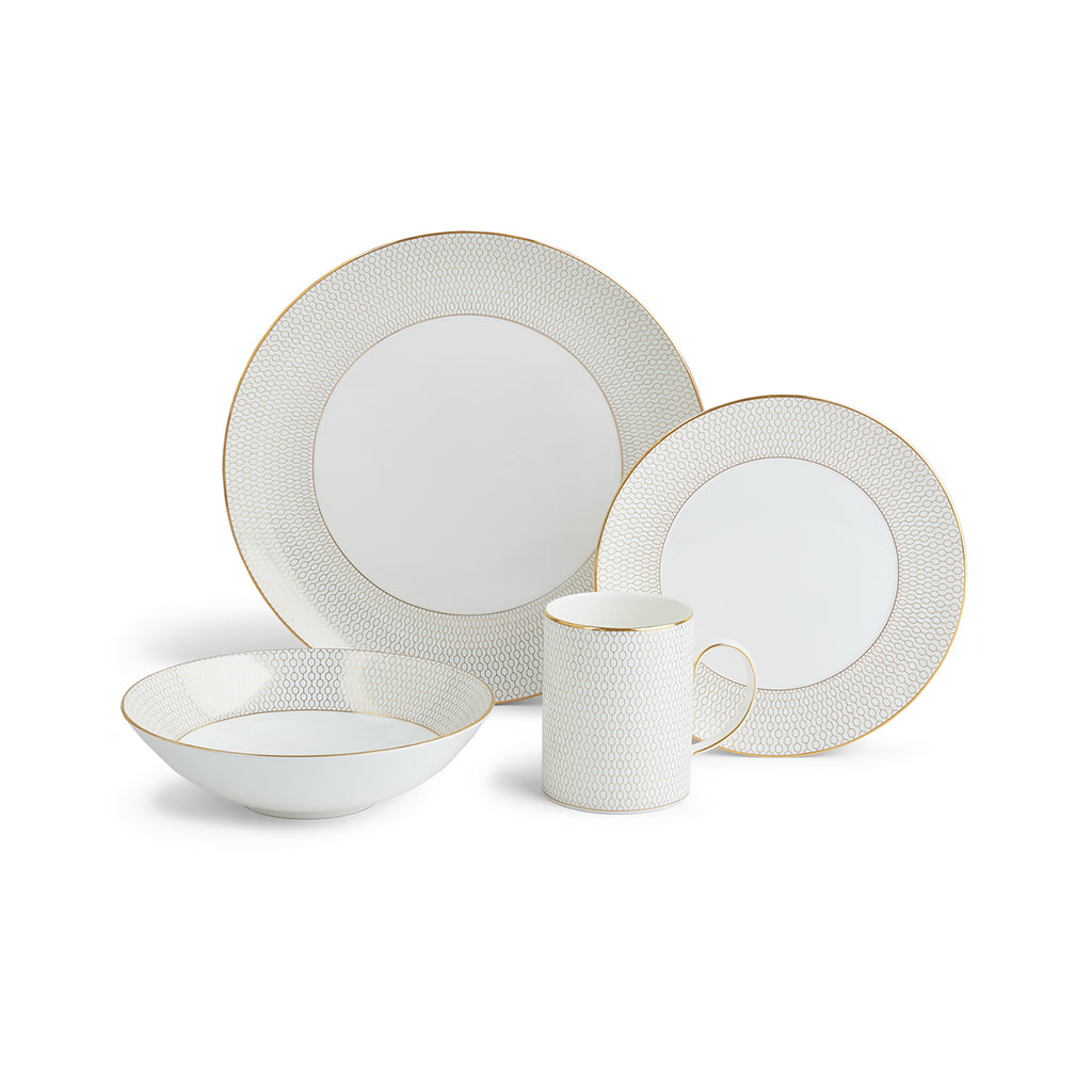 Wedgwood Gio Gold Dinner Set of 4 - DELIVERY JUNE