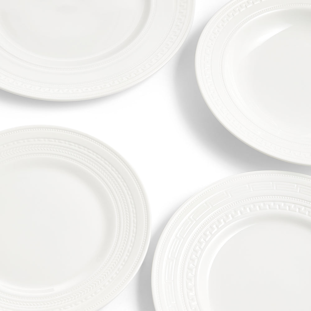 Wedgwood Intaglio 21 Piece Dinner Set