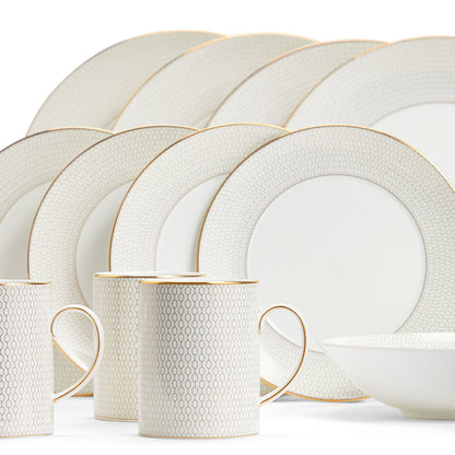 Wedgwood Gio Gold 16 Piece Dinner Set