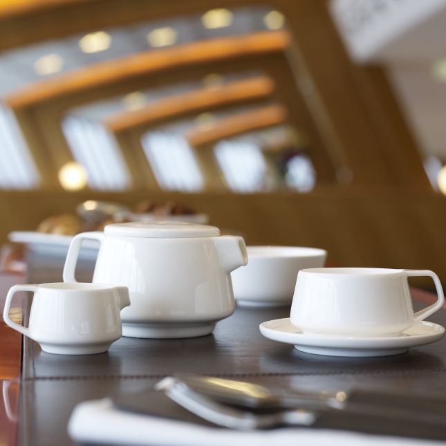 Noritake Air by Marc Newson Teapot