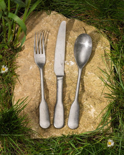 Charingworth Fiddle Vintage Satin 42 Piece Cutlery Set