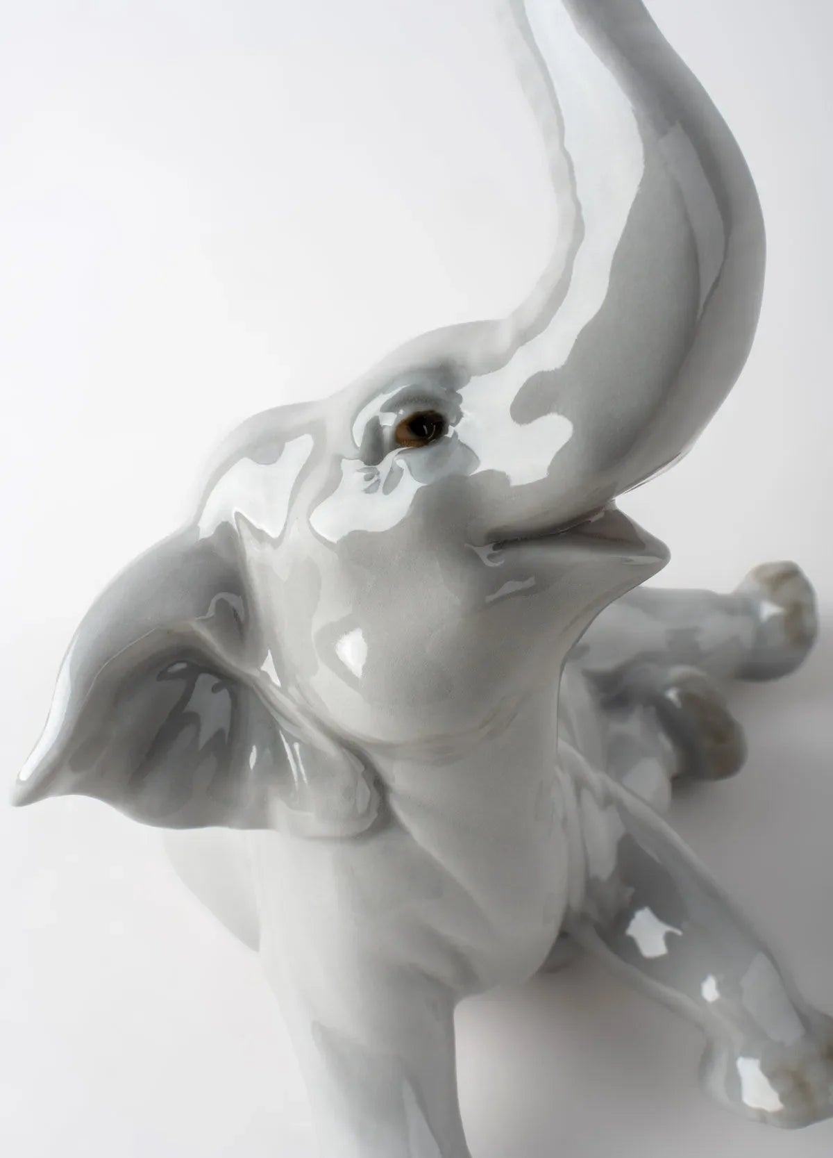 Lladro Baby Elephant with Pink Flower Figurine-Goviers