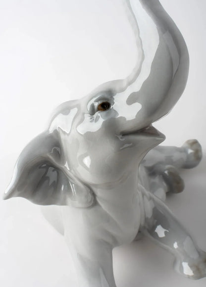 Lladro Baby Elephant with Pink Flower Figurine-Goviers