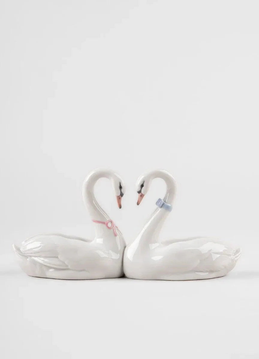 Lladro Endless Love Mini-Goviers