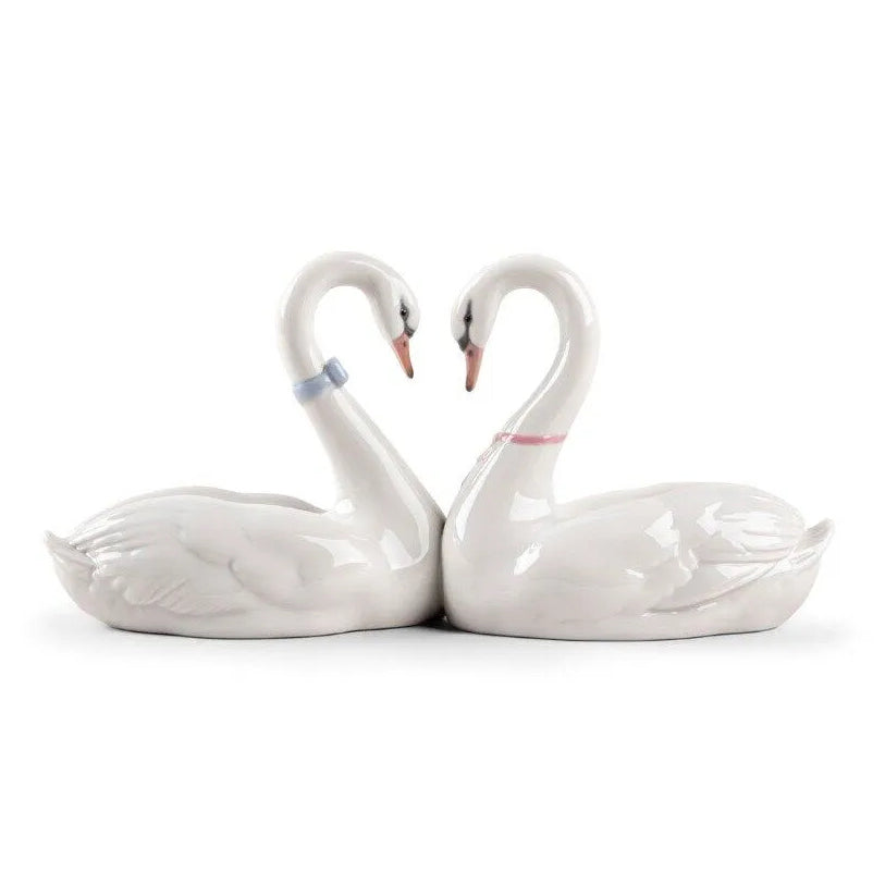 Lladro Endless Love Mini-Goviers