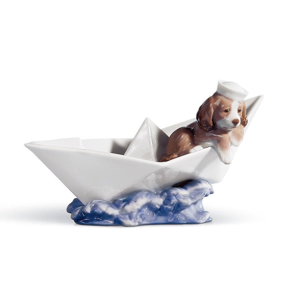 Lladro Little Stowaway