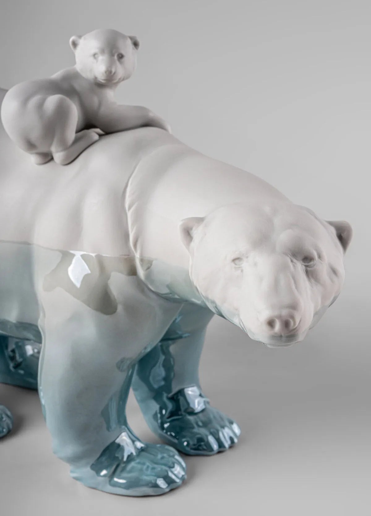 Lladro Mummy Bear And Babies Underwarter-Goviers