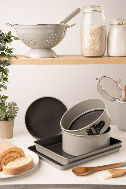 Mary Berry At Home 20cm Sandwich Cake Tin - DELIVERY JUNE