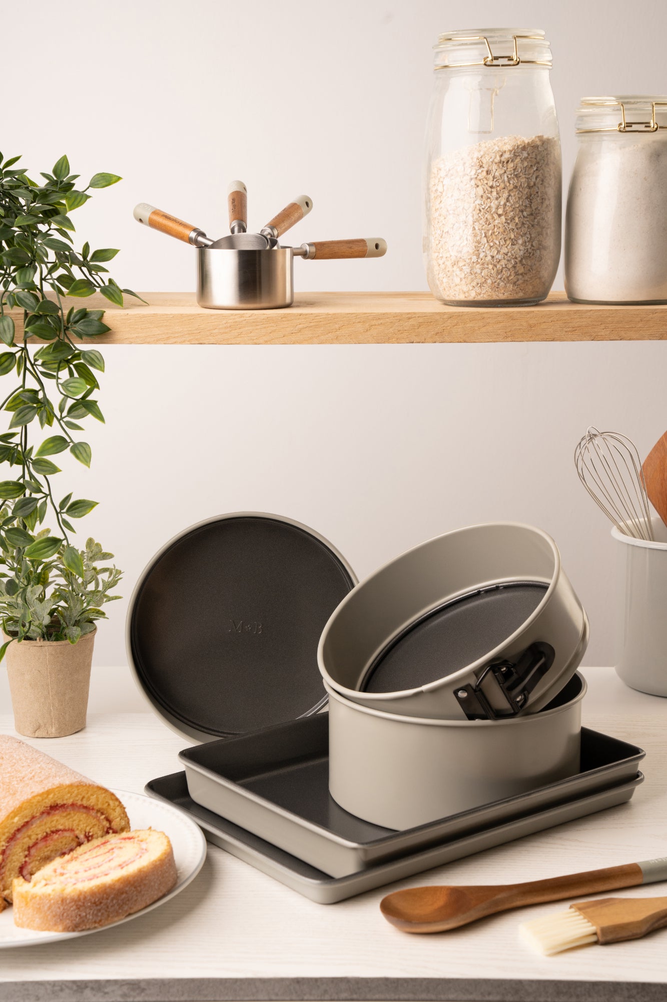 Mary Berry At Home Measuring Cups