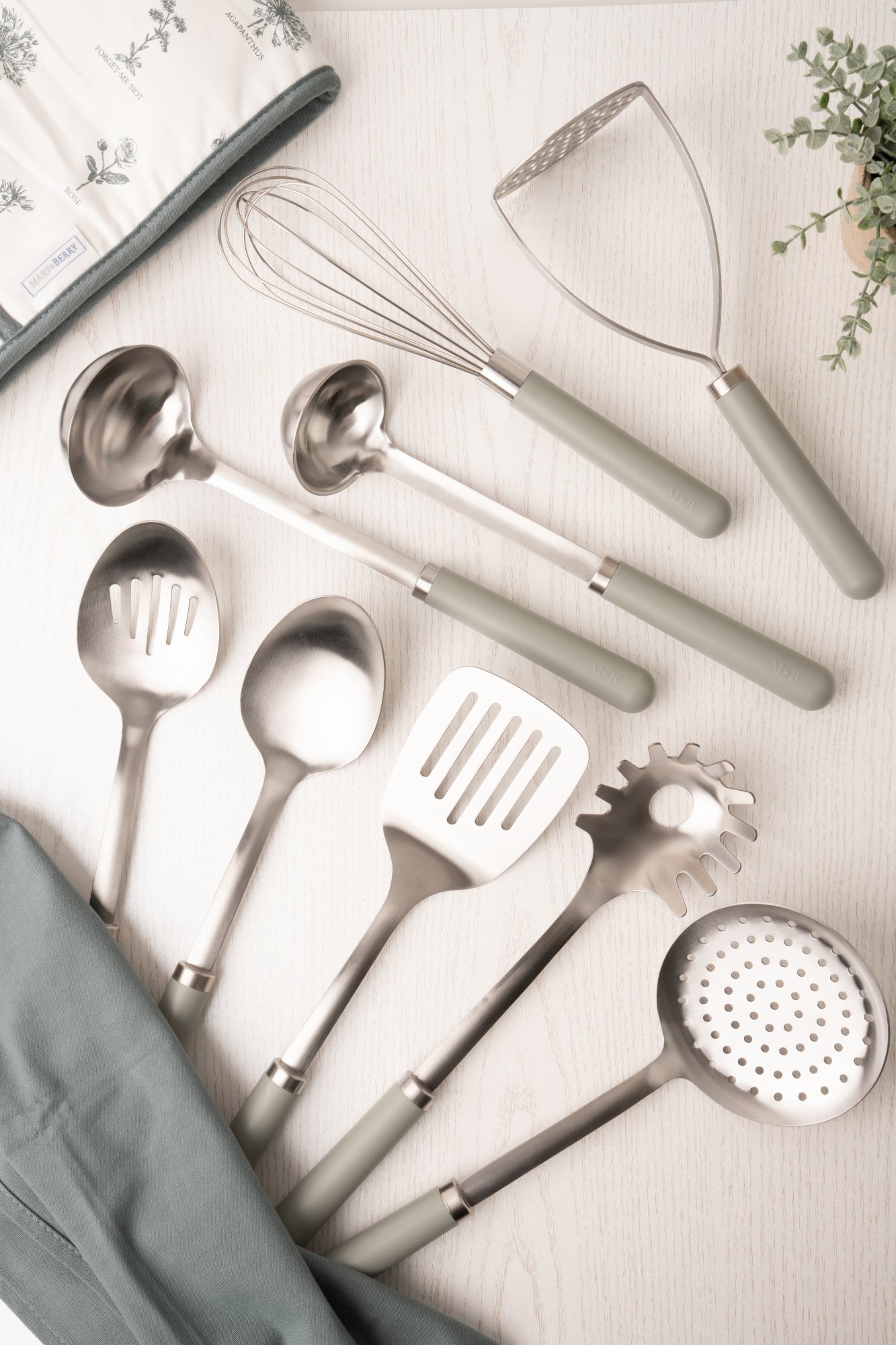 Mary Berry At Home Masher