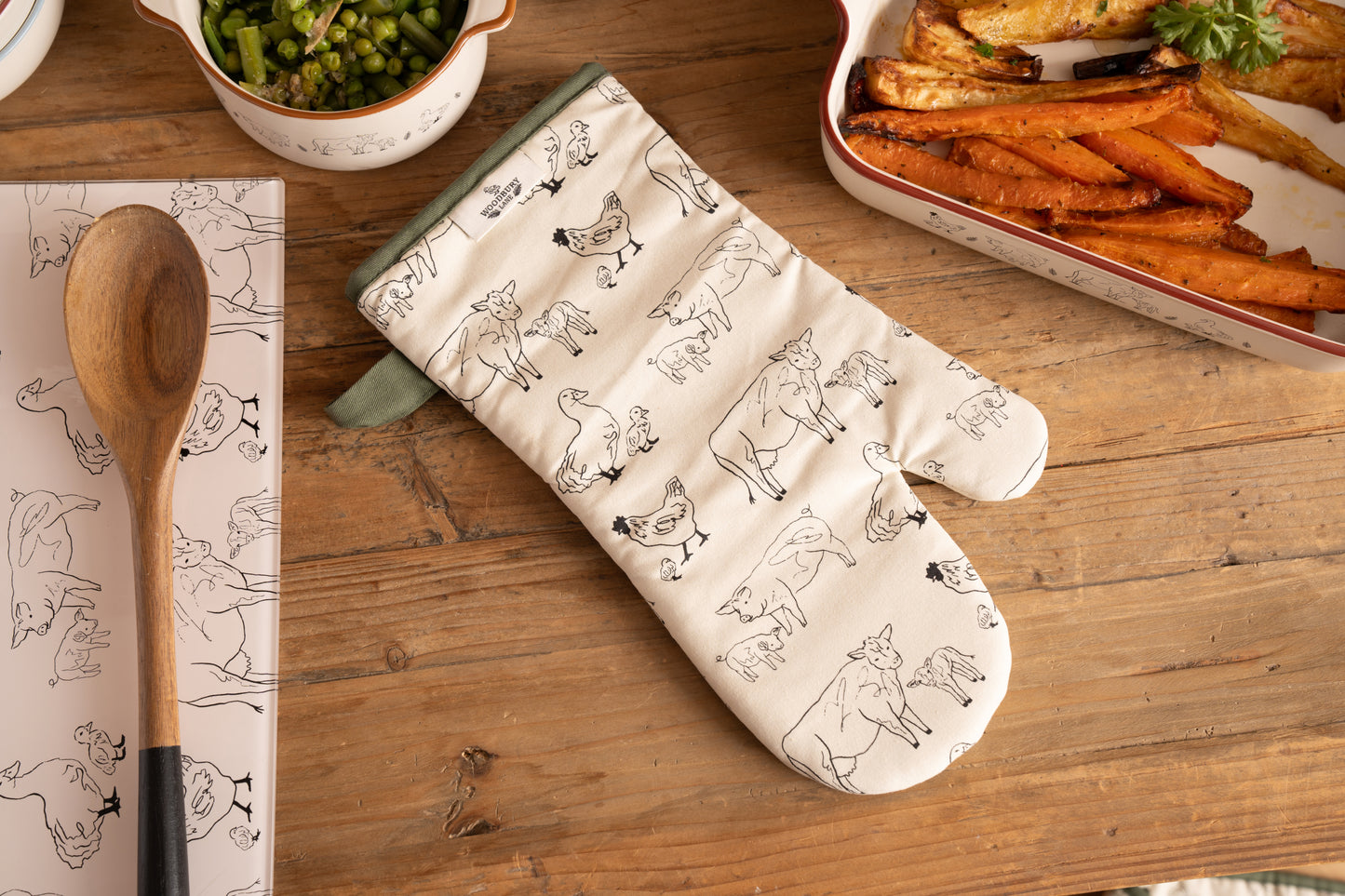 Woodbury Lane Oven Mitt Animals
