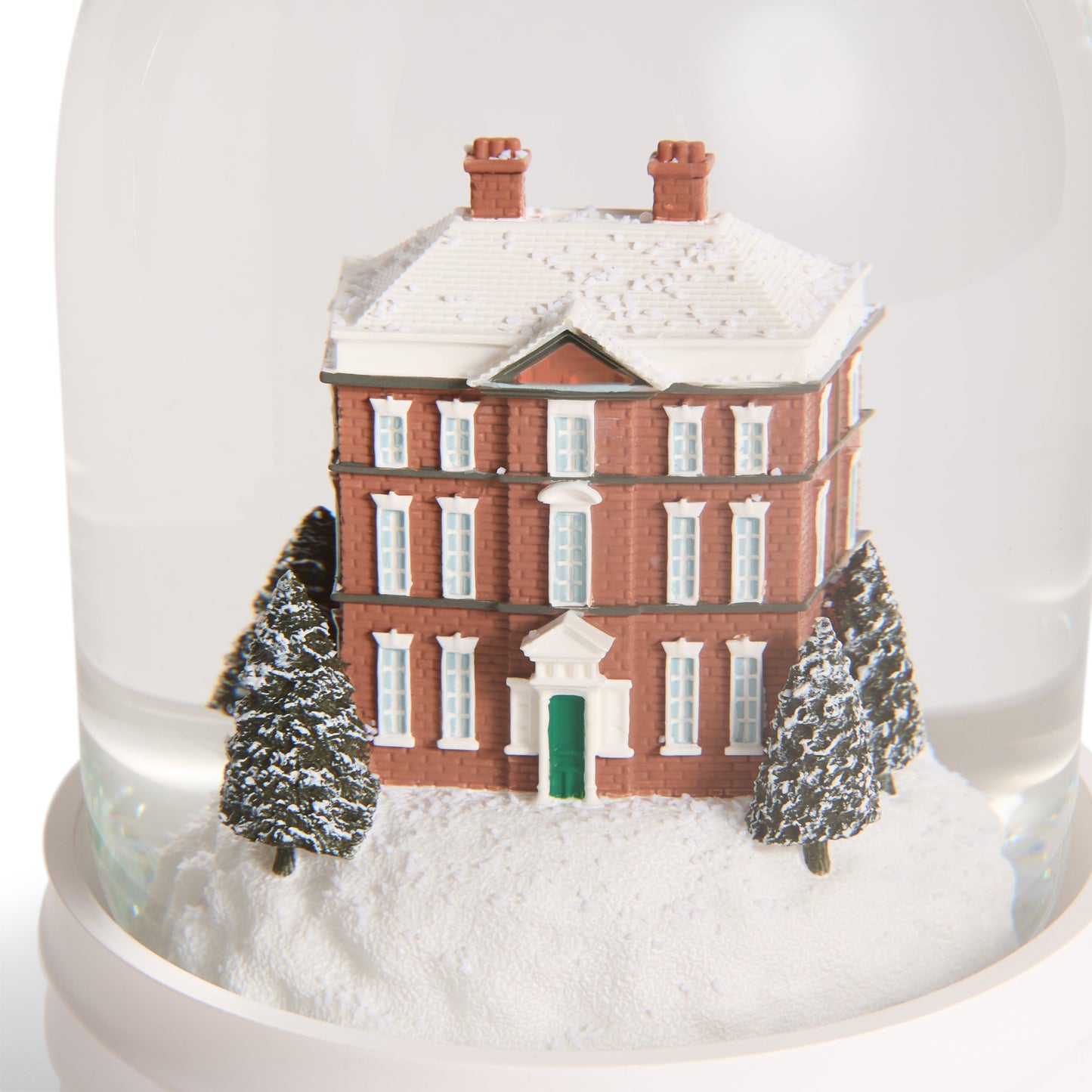 Wedgwood Christmas 2026 Snowglobe Wedgwood House-Goviers
