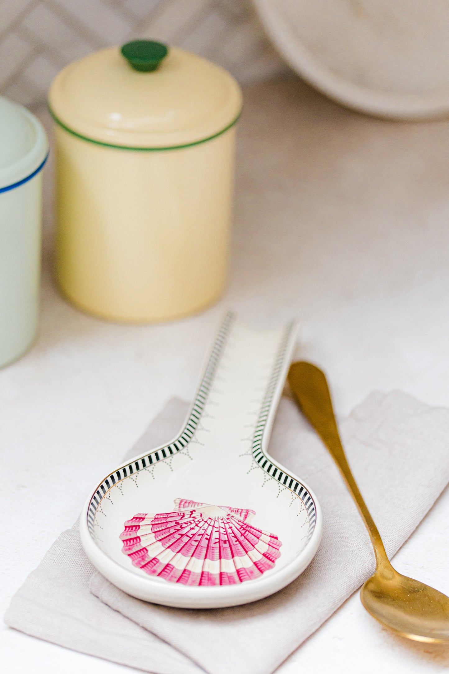 Yvonne Ellen Spoon Rest - Shell